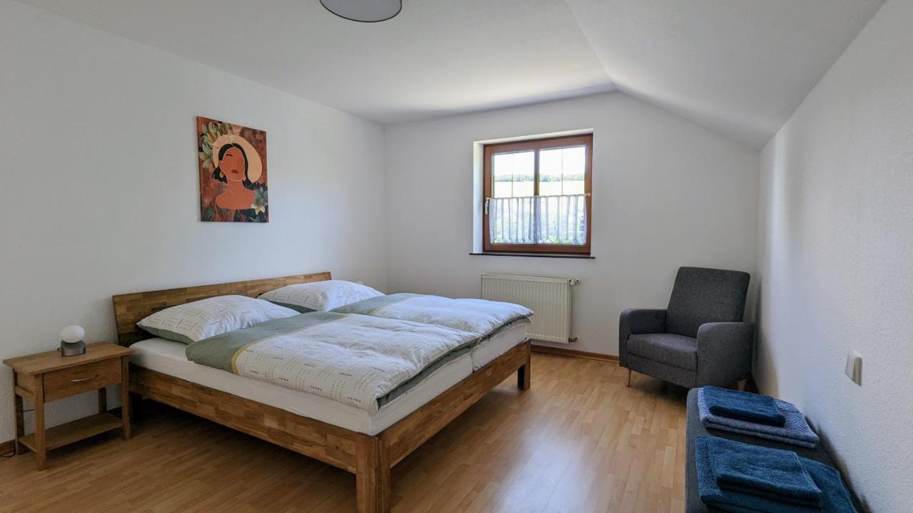 Апартаменты Haus An Der Mosel Бернкастель-Кюс Экстерьер фото