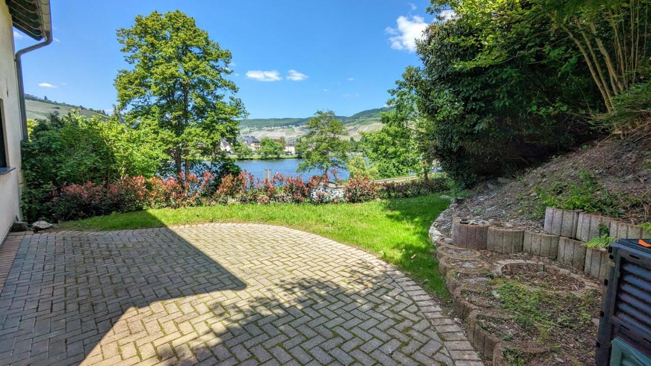 Апартаменты Haus An Der Mosel Бернкастель-Кюс Экстерьер фото